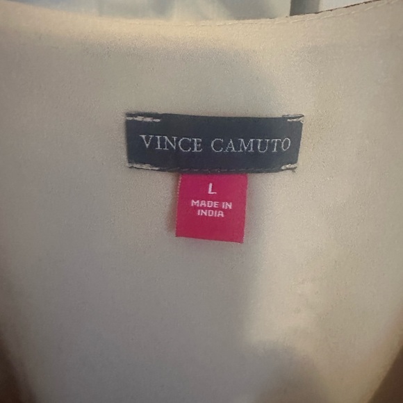 ✨ Vince Camuto V neck tiered skirt mini dress with ballon sleeves - Picture 3 of 5